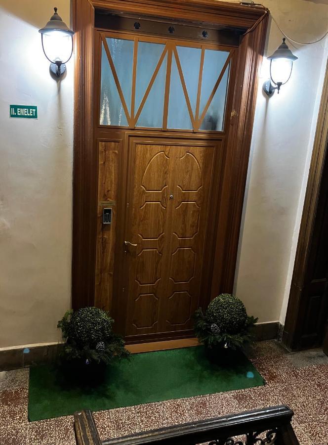 Logod Panorama Apartman Budapeste Exterior foto