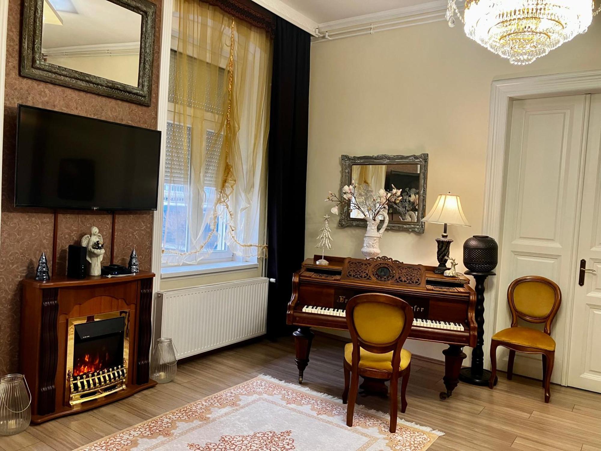 Logod Panorama Apartman Budapeste Exterior foto